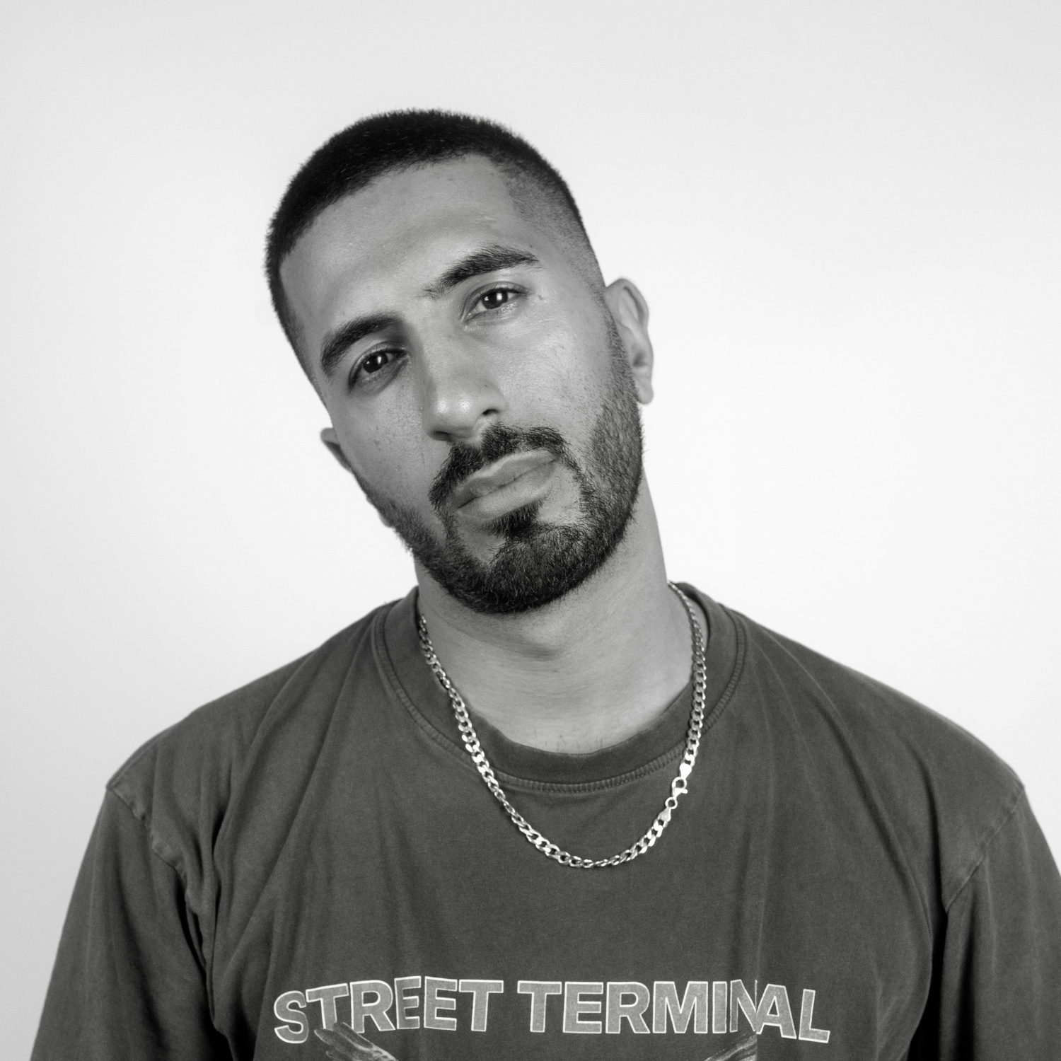 Milad Samim, Urban Freestyle Coach bei NAF DANCE Köln, unterrichtet Hip Hop, Krump und Freestyle in der Tanzschule Köln Innenstadt